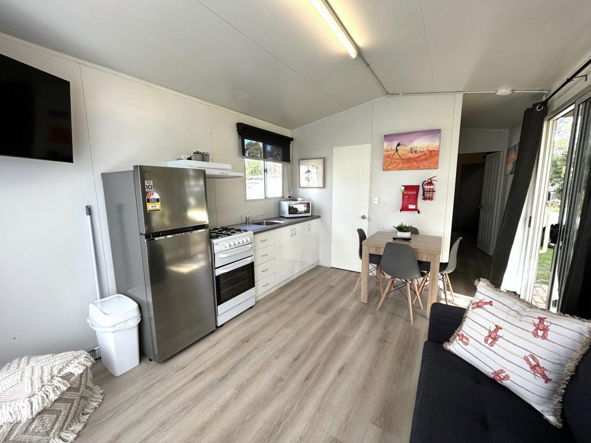 Mandurah Coastal Holiday Park Экстерьер фото