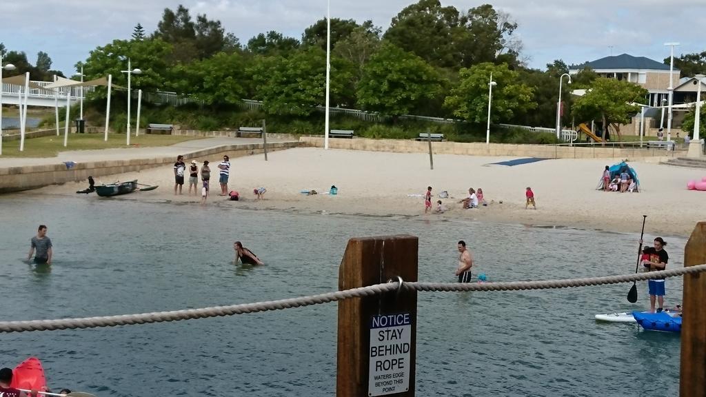 Mandurah Coastal Holiday Park Экстерьер фото